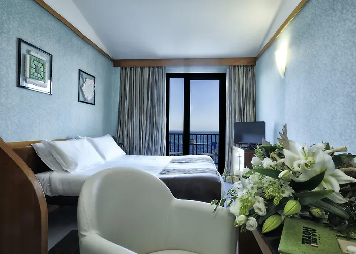 Mare 4* Savona
