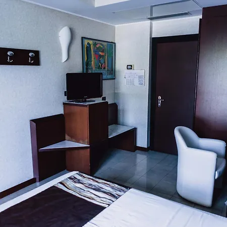 Mare فندق سافونا