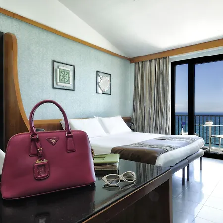 Mare فندق سافونا