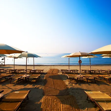 Ξενοδοχείο Mare 4*